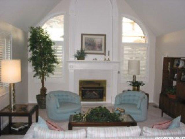 1088 E Brook Cir, Kaysville, UT 84037 — photo 2