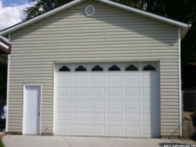 10155 S Amaryllis Dr, Sandy, UT 84094 — photo 2