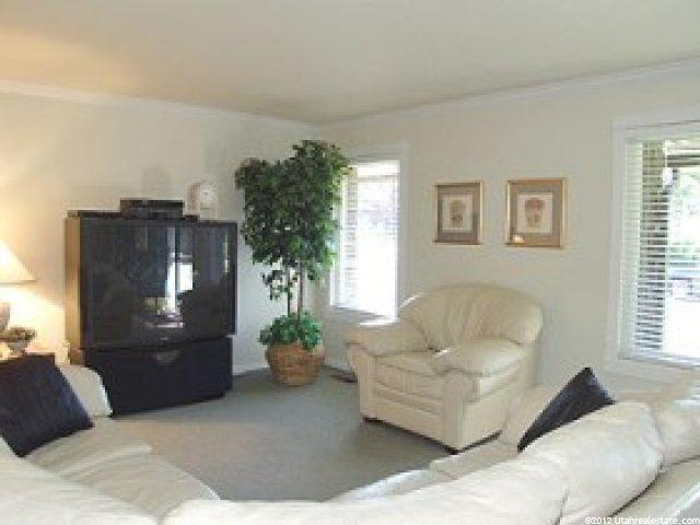 161 E Marie Dr, Midvale, UT 84047 — photo 2