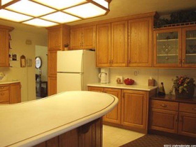 161 E Marie Dr, Midvale, UT 84047 — photo 3