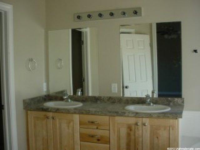 635 E 650 S, Layton, UT 84041 — photo 5