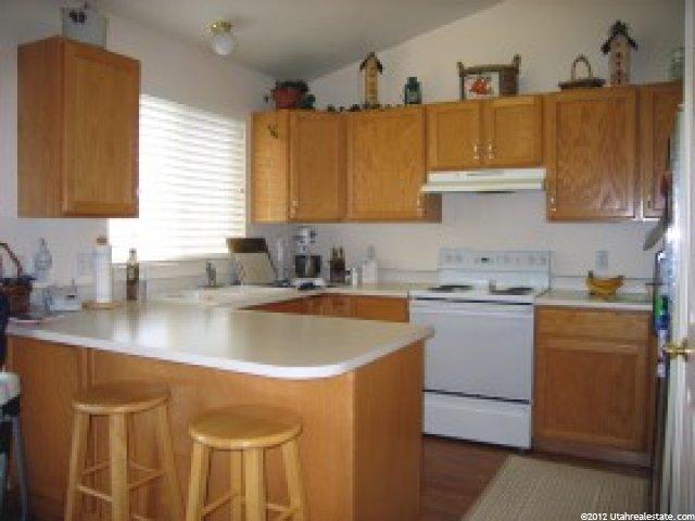 1452 W 1900 S, Woods Cross, UT 84087 — photo 2