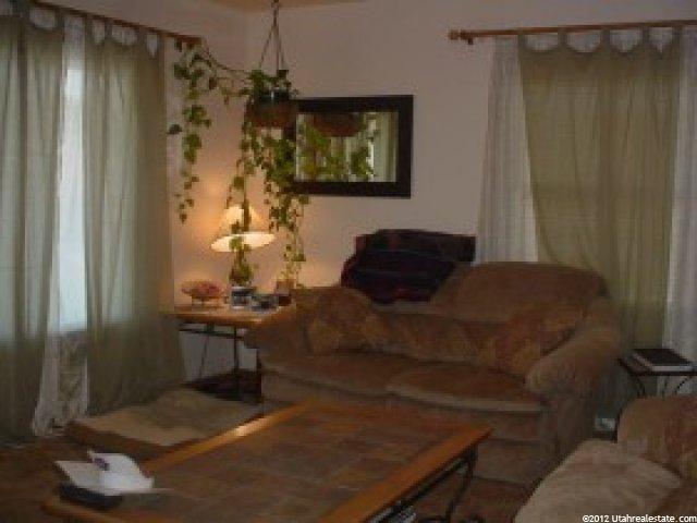 22 Villa Dr, Clearfield, UT 84015 — photo 2