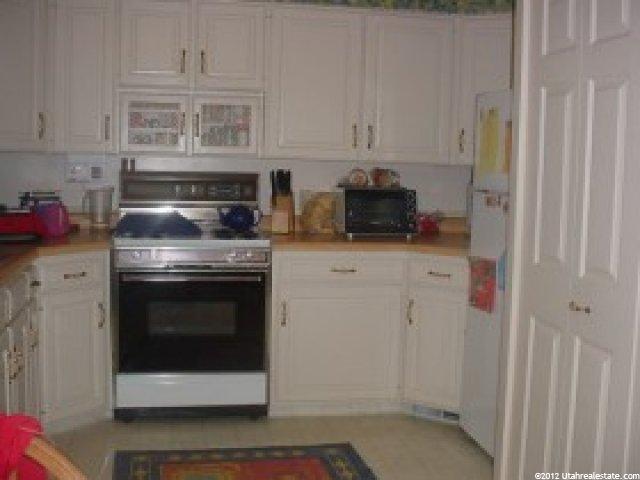 22 Villa Dr, Clearfield, UT 84015 — photo 4