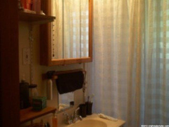 22 Villa Dr, Clearfield, UT 84015 — photo 6