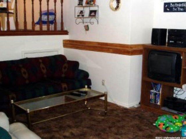 987 S 225 E, Layton, UT 84041 — photo 4