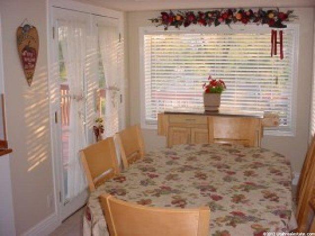 10472 Larkspur Dr, Sandy, UT 84094 — photo 6