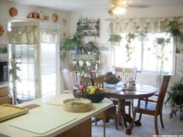 387 W 1375 N, Centerville, UT 84014 — photo 4