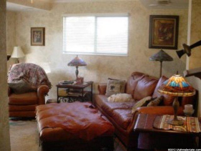 387 W 1375 N, Centerville, UT 84014 — photo 5
