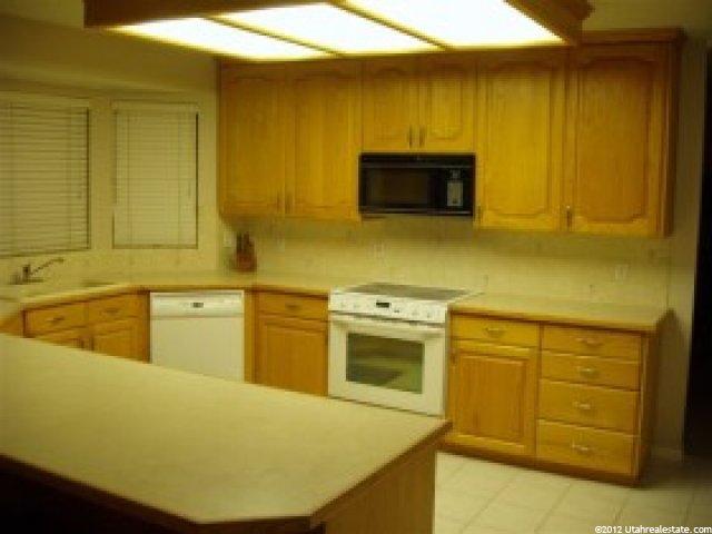 10209 S 2020 E, Sandy, UT 84092 — photo 5