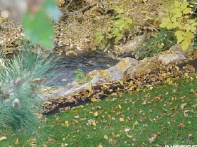 174 E Shadowbrook Ln, Kaysville, UT 84037 — photo 7
