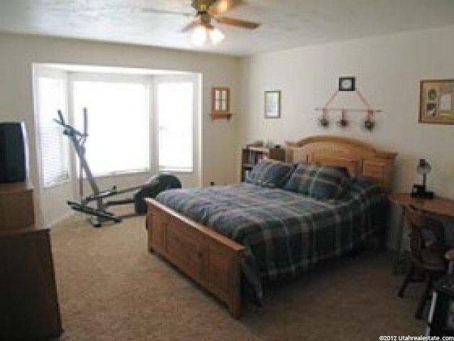 1036 N 2575 W, Layton, UT 84041 — photo 6