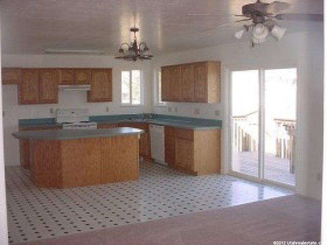 2415 S Main St, Clearfield, UT 84015 — photo 6