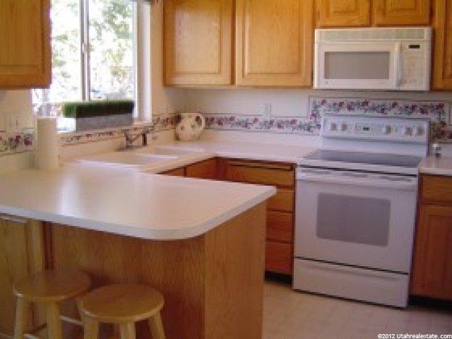 32 W 1980 S, Clearfield, UT 84015 — photo 3