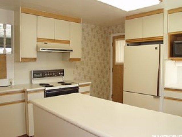 647 E 250 N, Bountiful, UT 84010 — photo 3