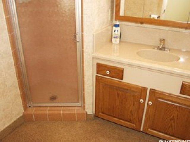 647 E 250 N, Bountiful, UT 84010 — photo 6