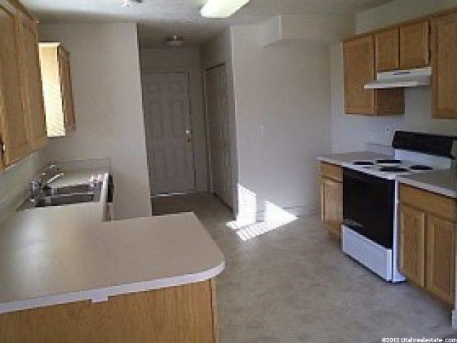 411 W 7th St W, Ogden, UT 84404 — photo 2