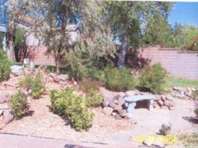 879 S Canyon View Dr, St. George, UT 84770 — photo 3