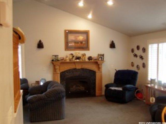 8032 S 300 E, Sandy, UT 84070 — photo 4