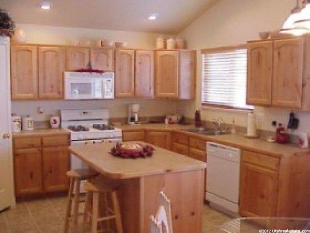 1832 S 650 E, Clearfield, UT 84015 — photo 4