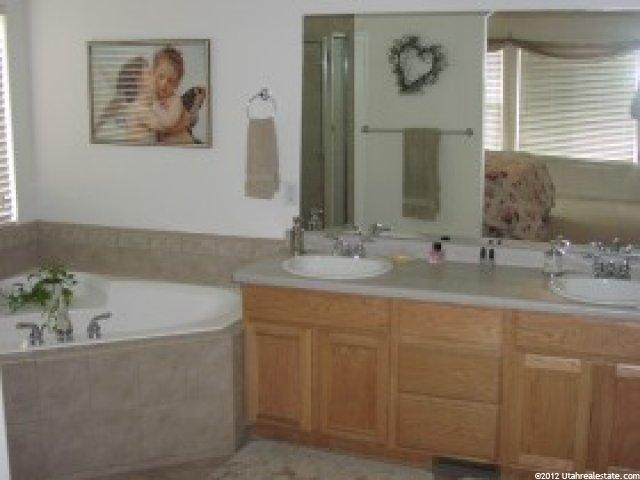 316 E 1900 S, Clearfield, UT 84015 — photo 4