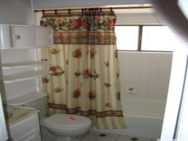 894 La Verde St, Layton, UT 84041 — photo 2