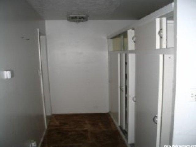 894 La Verde St, Layton, UT 84041 — photo 4