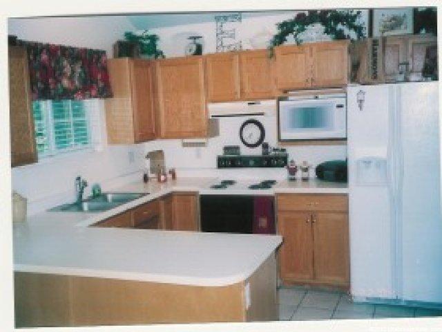 1066 E Castle Rock Rd S, Sandy, UT 84094 — photo 3