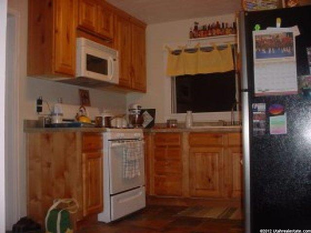 273 W 200 N, Bountiful, UT 84010 — photo 2