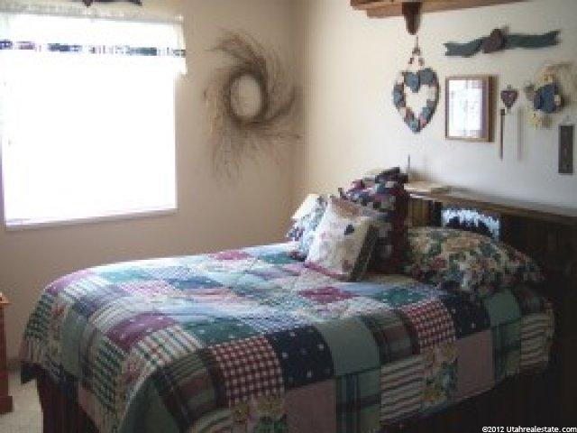 512 S 200 W, Nephi, UT 84648 — photo 8