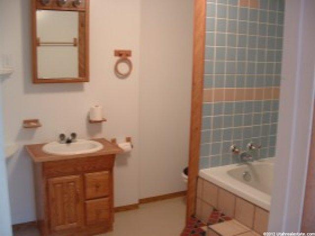 377 Creekside Way, Kaysville, UT 84037 — photo 7