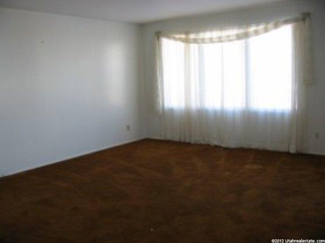 163 S Whitesides St E, Layton, UT 84041 — photo 5