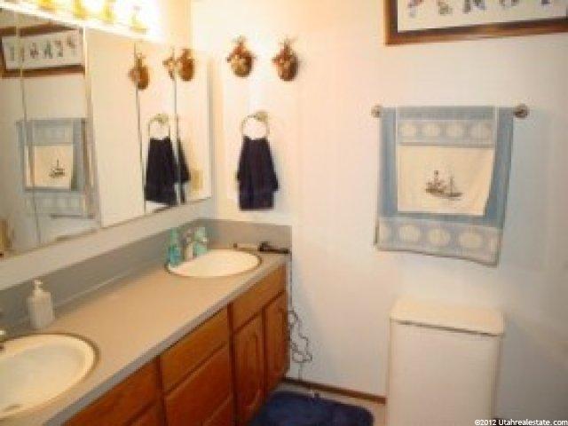 756 Quaking Aspen Dr, Murray, UT 84123 — photo 7