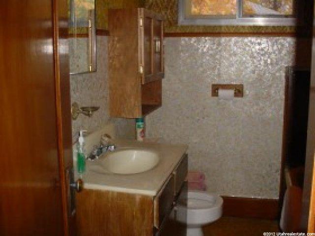 279 W 300 N, Logan, UT 84321 — photo 4