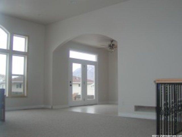 9748 S 400 E, Sandy, UT 84070 — photo 2