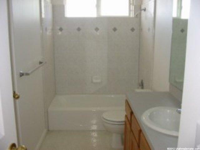 248 S 500 E #D7, Clearfield, UT 84015 — photo 2