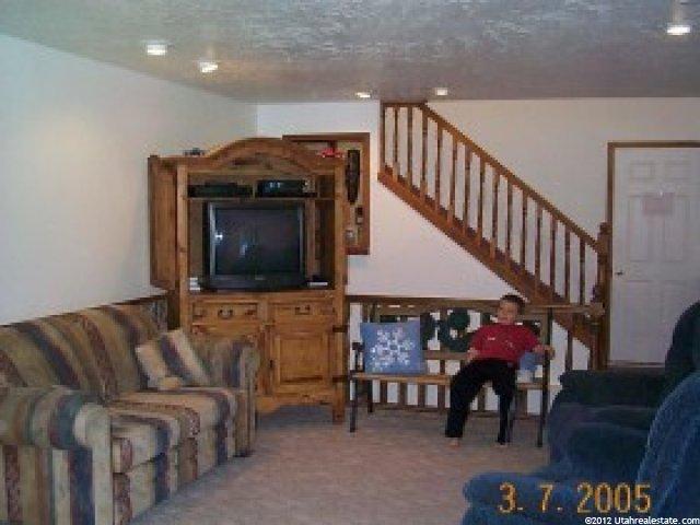 158 N 200 E, Hyde Park, UT 84318 — photo 3