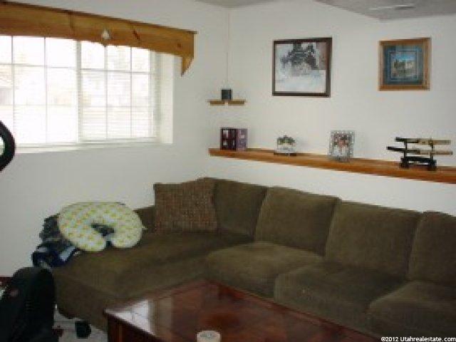 5845 S 4025 W, Roy, UT 84067 — photo 4