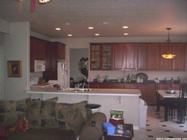 1217 E Wild Hay Ln, Draper, UT 84020 — photo 2