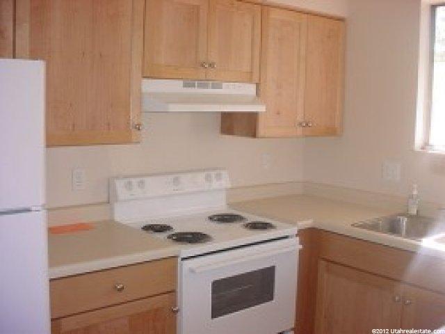 11945 Oakridge Rd, Sandy, UT 84094 — photo 2