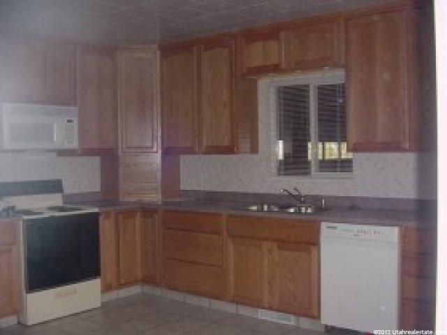 270 E Main St, Santaquin, UT 84655 — photo 2