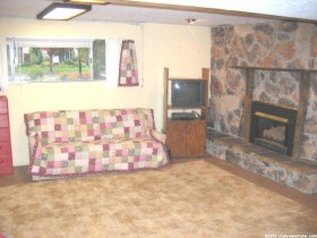 715 Arrowhead Ln, Murray, UT 84107 — photo 2