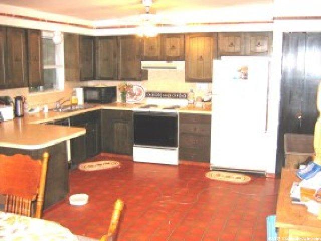 715 Arrowhead Ln, Murray, UT 84107 — photo 4