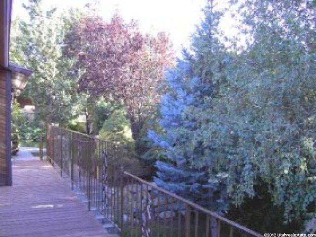 958 E Chelsea Dr S, Bountiful, UT 84010 — photo 4