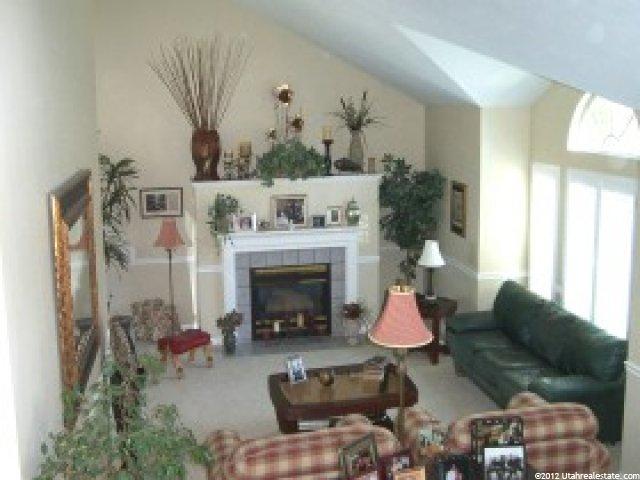 12058 Bluff View Dr, Sandy, UT 84092 — photo 2