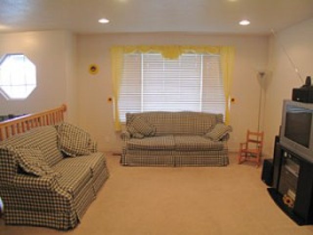 2192 W 1630 N, Clinton, UT 84015 — photo 8