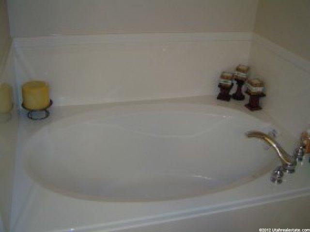 6714 S Saddle Bluff Dr, Murray, UT 84123 — photo 5