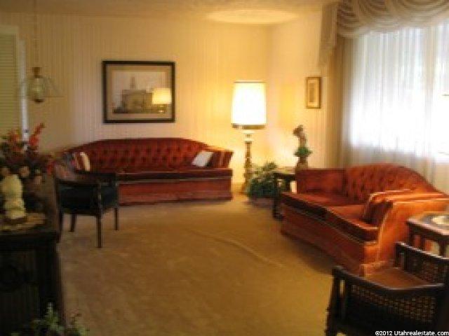 931 E Green Oaks Dr S, Bountiful, UT 84010 — photo 2