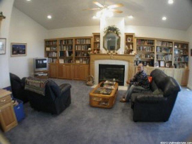 2119 Park Hills Dr, Centerville, UT 84014 — photo 4