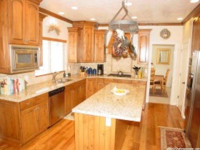 2074 Sample Cv, Sandy, UT 84093 — photo 4